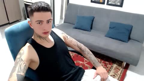 santi_ss online show from December 2025 03:06:01 PM