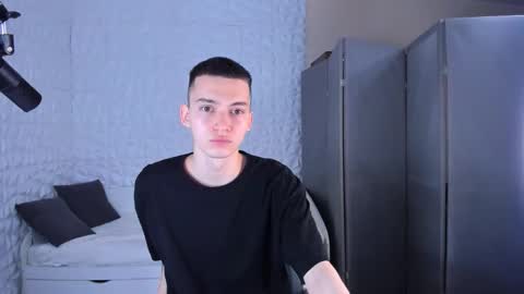 Snapshot of santiago__perez chatting on November 2025 02:54:01 PM santiago__perez online show from November 2025 02:54:01 PM