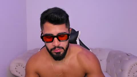 Snapshot of santiago_huntt chatting on March 2026 01:33:01 PM santiago_huntt online show from March 2026 01:33:01 PM