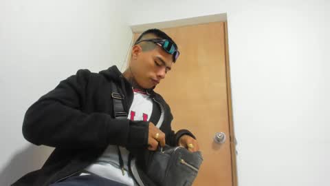 Snapshot of santiagogtx chatting on January 2025 09:47:01 PM Santiago online show from January 2025 09:47:01 PM