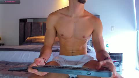 Santiago Seans online show from December 2024 07:22:01 PM