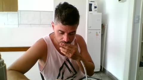 Snapshot of santinogc chatting on January 2025 05:18:01 PM Nalguitas online show from January 2025 05:18:01 PM