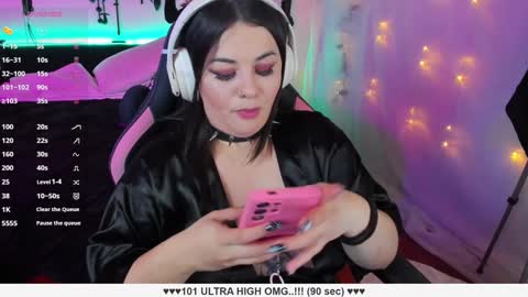 Liah Santos online show from December 2024 04:05:02 PM