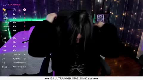 Liah Santos online show from March 2025 05:24:02 PM