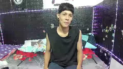 Snapshot of santos_xd chatting on June 2026 03:11:02 AM santos online show from June 2026 03:11:02 AM