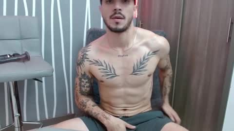 Snapshot of santti_torres chatting on March 2026 11:23:02 PM Santy Torres online show from March 2026 11:23:02 PM