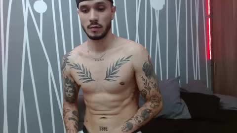 Snapshot of santti_torres chatting on March 2026 08:40:02 AM Santy Torres online show from March 2026 08:40:02 AM