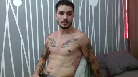 Snapshot of santti_torres chatting on April 2026 07:09:02 AM Santy Torres online show from April 2026 07:09:02 AM