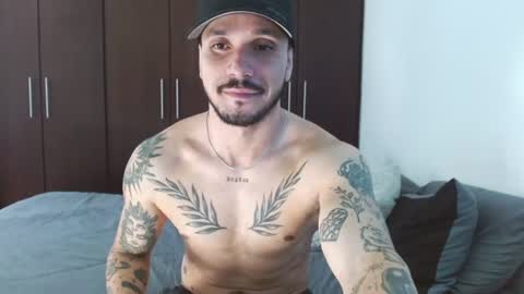 Snapshot of santti_torres chatting on June 2026 09:49:01 PM Santy Torres online show from June 2026 09:49:01 PM
