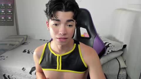 Mr. Santiago online show from February 2025 04:29:01 PM