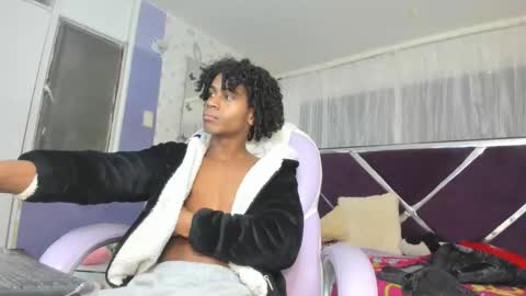 santy online show from December 2025 06:45:02 PM