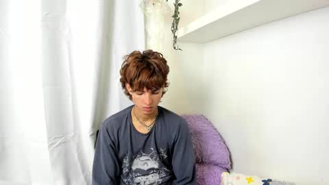 Snapshot of santy_kitty chatting on January 2025 06:36:01 AM kitty online show from January 2025 06:36:01 AM