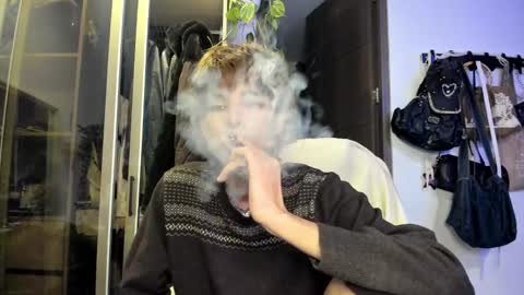 Snapshot of santy_kitty chatting on January 2025 01:48:01 AM kitty online show from January 2025 01:48:01 AM