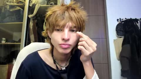 Snapshot of santy_kitty chatting on February 2025 03:58:02 AM kitty online show from February 2025 03:58:02 AM