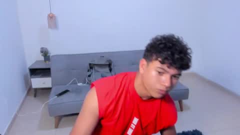 Snapshot of santy_stump chatting on June 2026 09:29:02 PM santy_stump online show from June 2026 09:29:02 PM