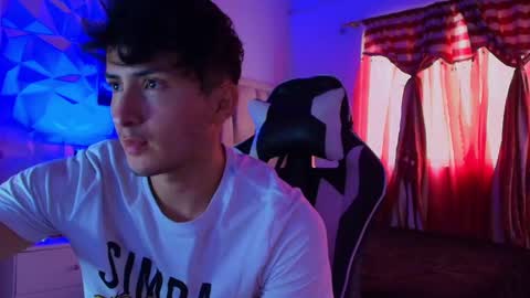 Snapshot of santyago_taylor chatting on December 2024 07:03:02 PM Santyago online show from December 2024 07:03:02 PM