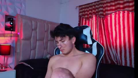 Snapshot of santyago_taylor chatting on January 2025 09:41:01 PM Santyago online show from January 2025 09:41:01 PM