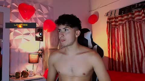 Snapshot of santyago_taylor chatting on March 2025 06:50:01 PM Santyago online show from March 2025 06:50:01 PM