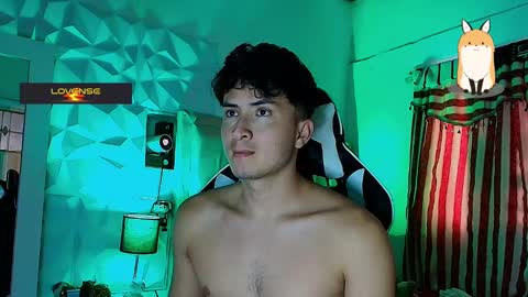 Snapshot of santyago_taylor chatting on March 2025 07:20:02 PM Santyago online show from March 2025 07:20:02 PM