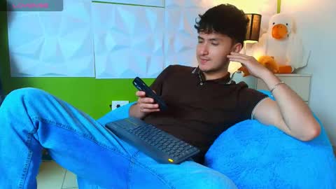 Snapshot of santyago_taylor chatting on September 2025 07:05:01 PM Santyago online show from September 2025 07:05:01 PM