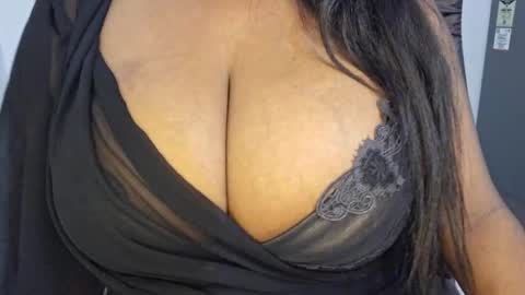 sanvi13 online show from April 2026 01:53:02 PM