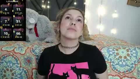 Snapshot of sanyaseraphine0 chatting on June 2026 12:32:02 AM sanyaseraphine0 online show from June 2026 12:32:02 AM