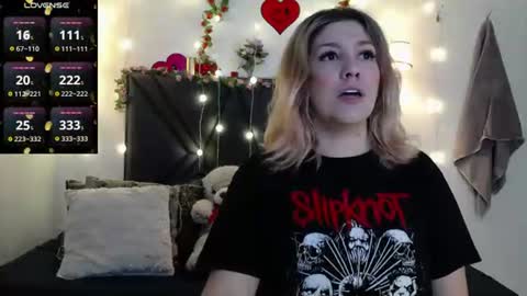 Snapshot of sanyaseraphine0 chatting on July 2026 07:35:01 PM sanyaseraphine0 online show from July 2026 07:35:01 PM