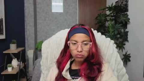Snapshot of saphiire_ chatting on April 2026 01:38:02 PM saphi online show from April 2026 01:38:02 PM