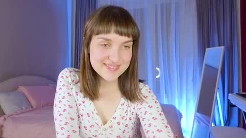 Snapshot of saphirree chatting on October 2025 01:17:02 AM Anny online show from October 2025 01:17:02 AM