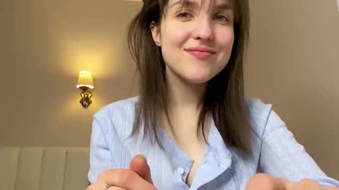 Anny online show from February 2026 10:39:02 PM