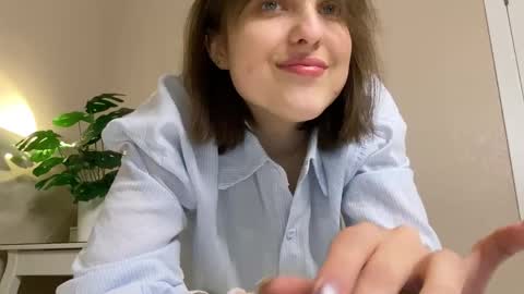 Anny online show from May 2026 12:37:01 AM