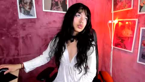 Snapshot of saphyralux chatting on March 2026 10:26:01 PM saphyralux online show from March 2026 10:26:01 PM