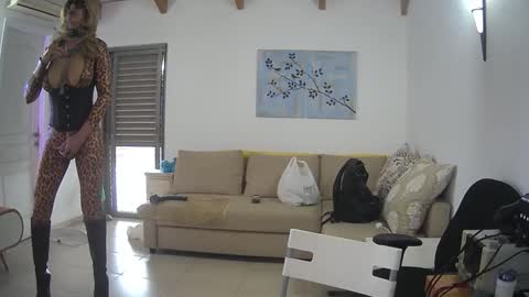 Snapshot of sapir_b chatting on February 2025 07:02:02 AM Sapir online show from February 2025 07:02:02 AM