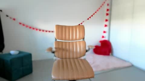 sapphir3xoxo online show from March 2025 08:00:01 PM