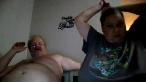 Snapshot of sar_jerbear chatting on May 2026 01:11:02 AM SarahJerry online show from May 2026 01:11:02 AM