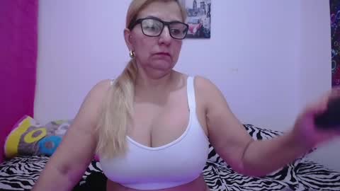 Snapshot of sara211 chatting on December 2024 11:11:02 AM sara online show from December 2024 11:11:02 AM