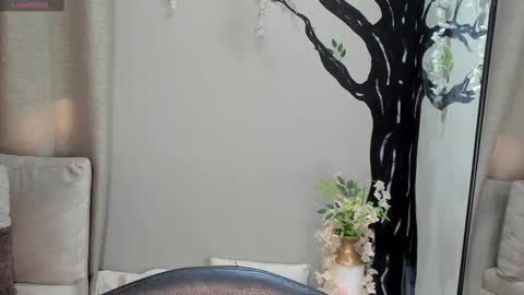 Snapshot of sara__michell chatting on September 2025 12:06:01 PM online show from September 2025 12:06:01 PM