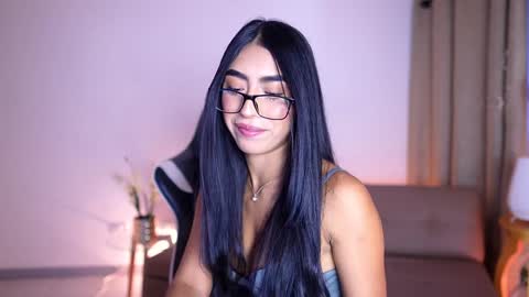 Sara  online show from December 2024 12:45:02 PM