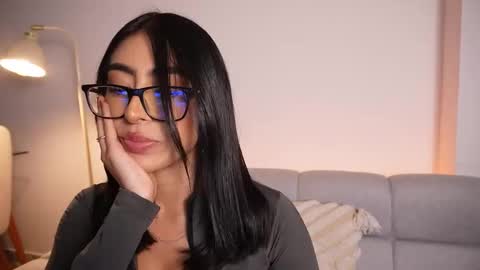 Snapshot of sara_albrecht chatting on February 2026 02:53:01 AM Sara online show from February 2026 02:53:01 AM