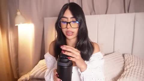 Snapshot of sara_albrecht chatting on February 2026 03:40:01 AM Sara online show from February 2026 03:40:01 AM