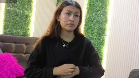 Sara online show from February 2026 12:12:01 PM