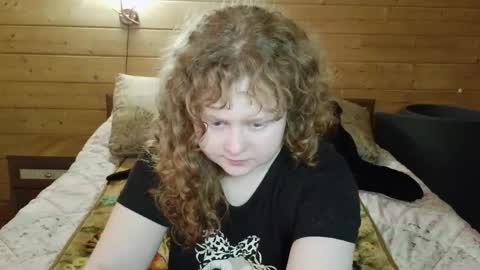 Snapshot of sara_del_sun chatting on May 2026 09:26:02 AM Sara online show from May 2026 09:26:02 AM