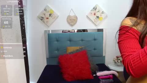 Sara online show from October 2025 09:01:01 PM