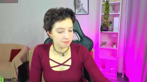 Sarah online show from November 2025 01:30:01 AM