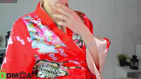 Sarah online show from December 2025 01:48:02 AM