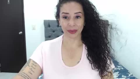 Snapshot of sara_hot46 chatting on January 2025 10:22:01 AM Sara hot46 online show from January 2025 10:22:01 AM