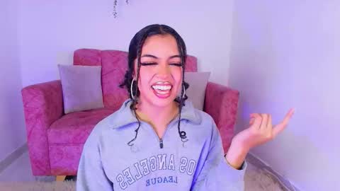 Sara Jhonson  online show from October 2025 11:36:01 PM