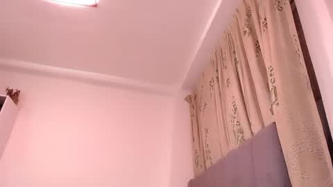 sara_johnson__ online show from April 2026 01:52:02 AM