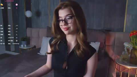 Snapshot of sara_lewiis chatting on March 2026 04:35:02 PM Sara online show from March 2026 04:35:02 PM