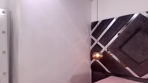 sara_lopee1 online show from September 2025 11:58:01 AM